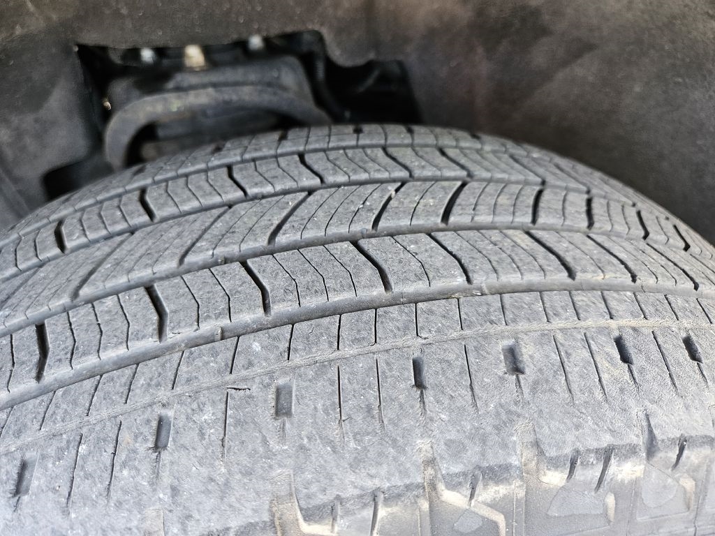 Chevrolet Suburban 4WD 4dr LT 2015 Chevrolet Suburban 4WD 4dr LT 2015