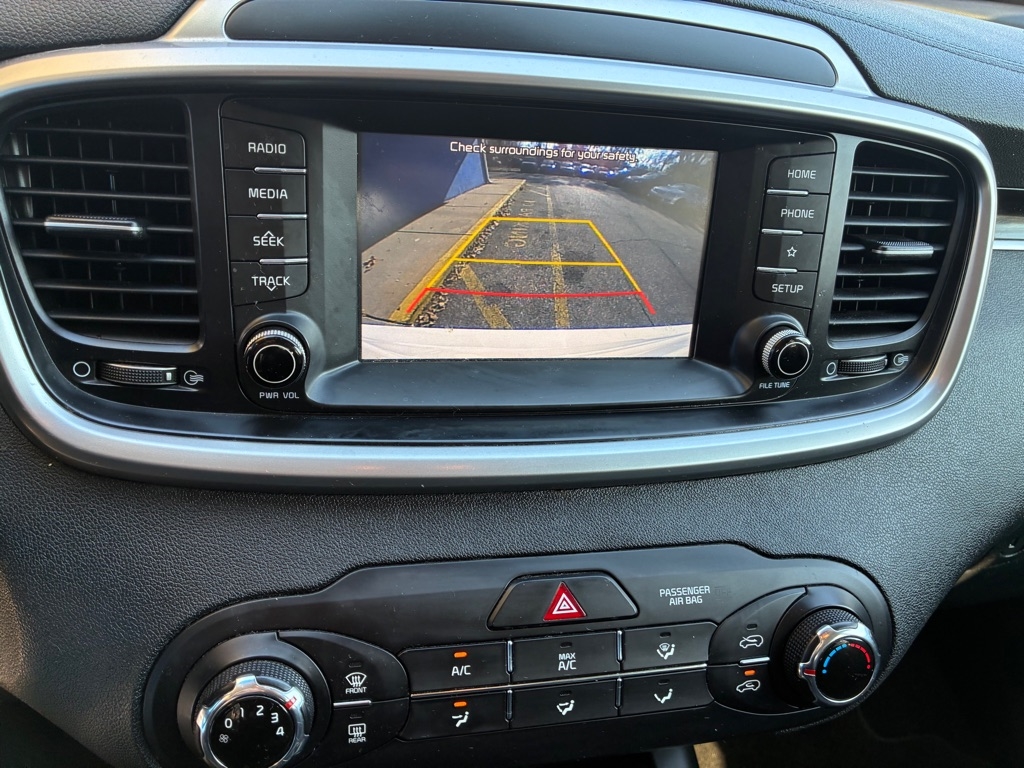 Kia Sorento LX V6 FWD 2020