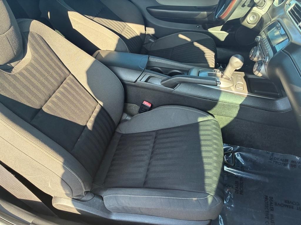 Chevrolet Camaro 2dr Cpe LS w/2LS 2015