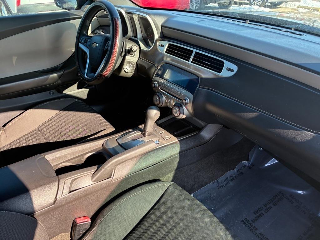 Chevrolet Camaro 2dr Cpe LS w/2LS 2015