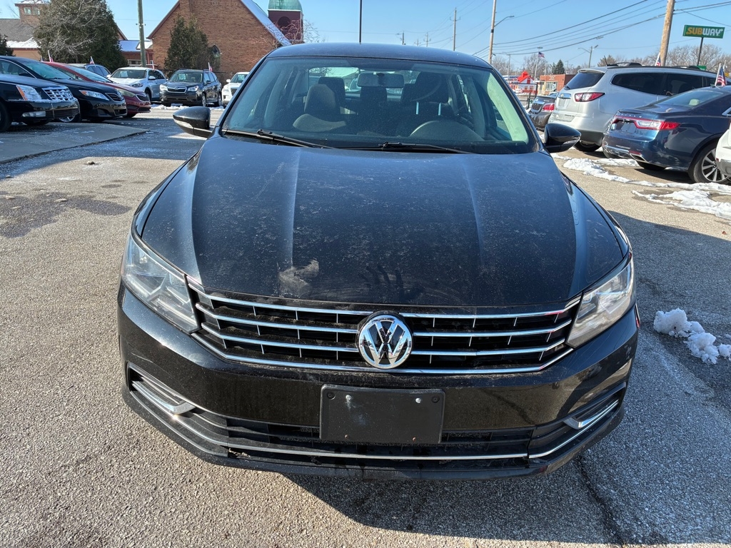 Volkswagen Passat 4dr Sdn 1.8T Auto S 2016