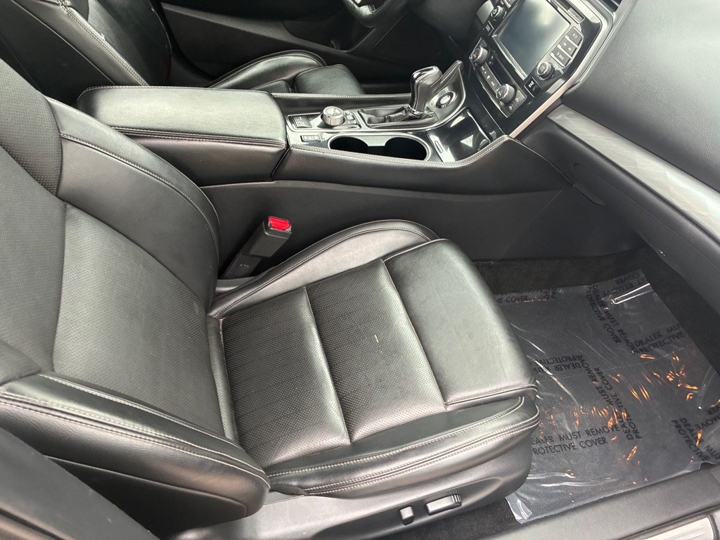 Nissan Maxima 4dr Sdn 3.5 S 2016