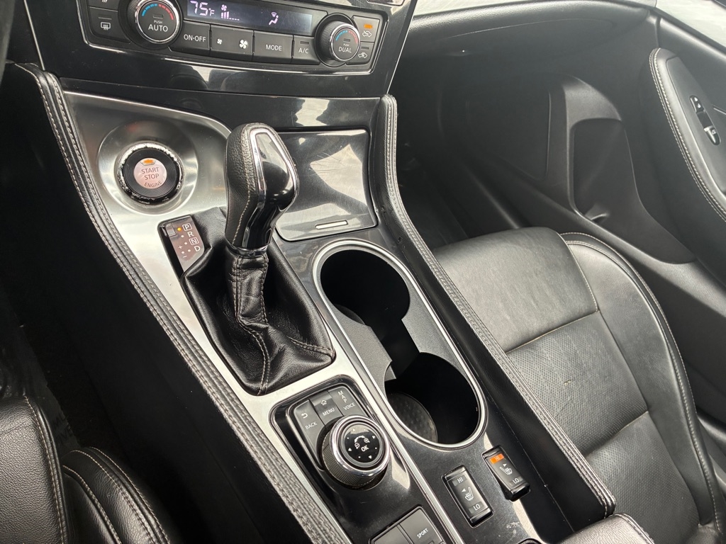 Nissan Maxima 4dr Sdn 3.5 S 2016