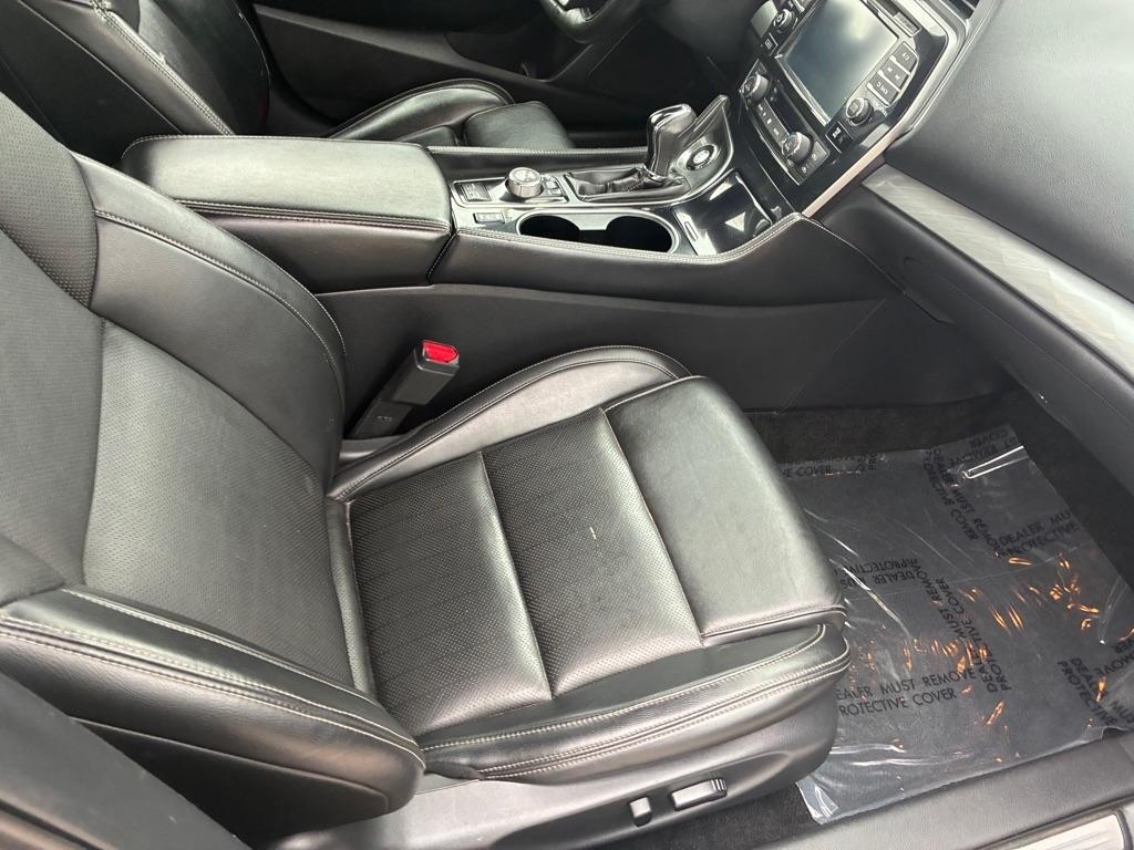 Nissan Maxima 4dr Sdn 3.5 S 2016