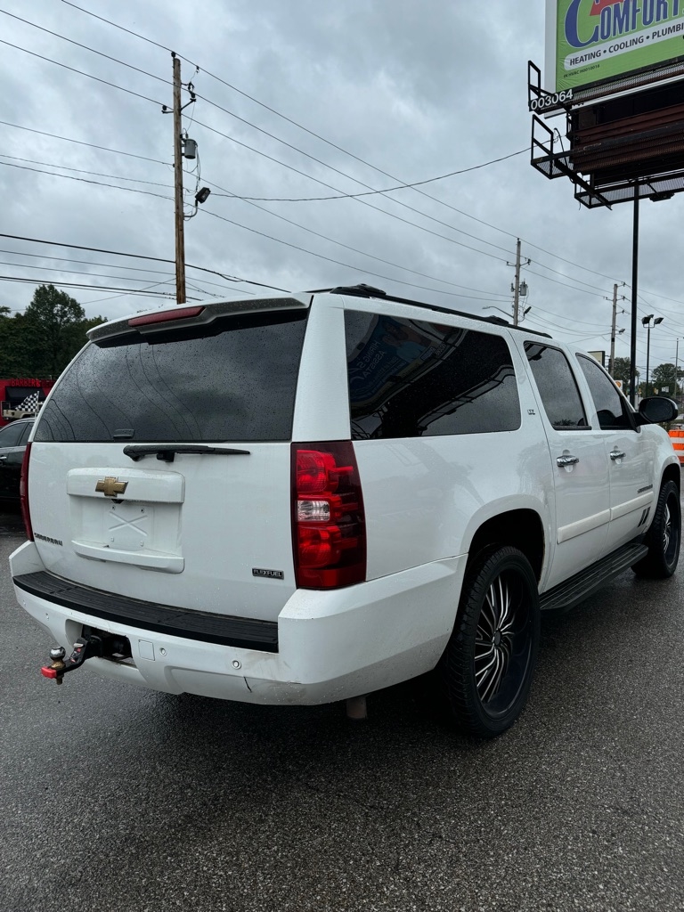 Chevrolet Suburban 4WD 4dr 1500 LTZ 2007