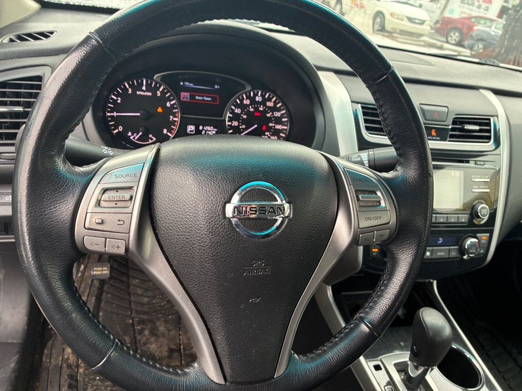 Nissan Altima 4dr Sdn I4 2.5 SV 2014