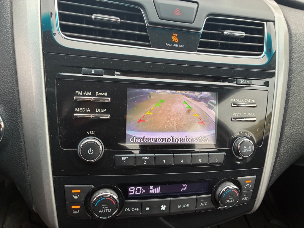 Nissan Altima 4dr Sdn I4 2.5 SV 2014