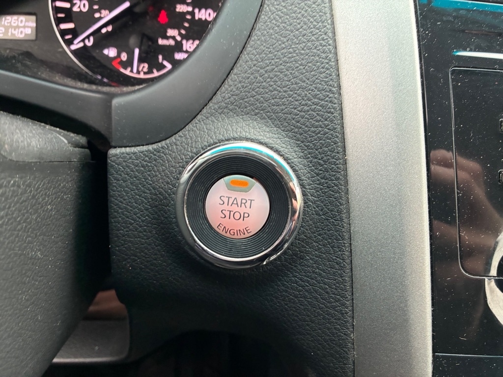 Nissan Altima 4dr Sdn I4 2.5 SV 2014