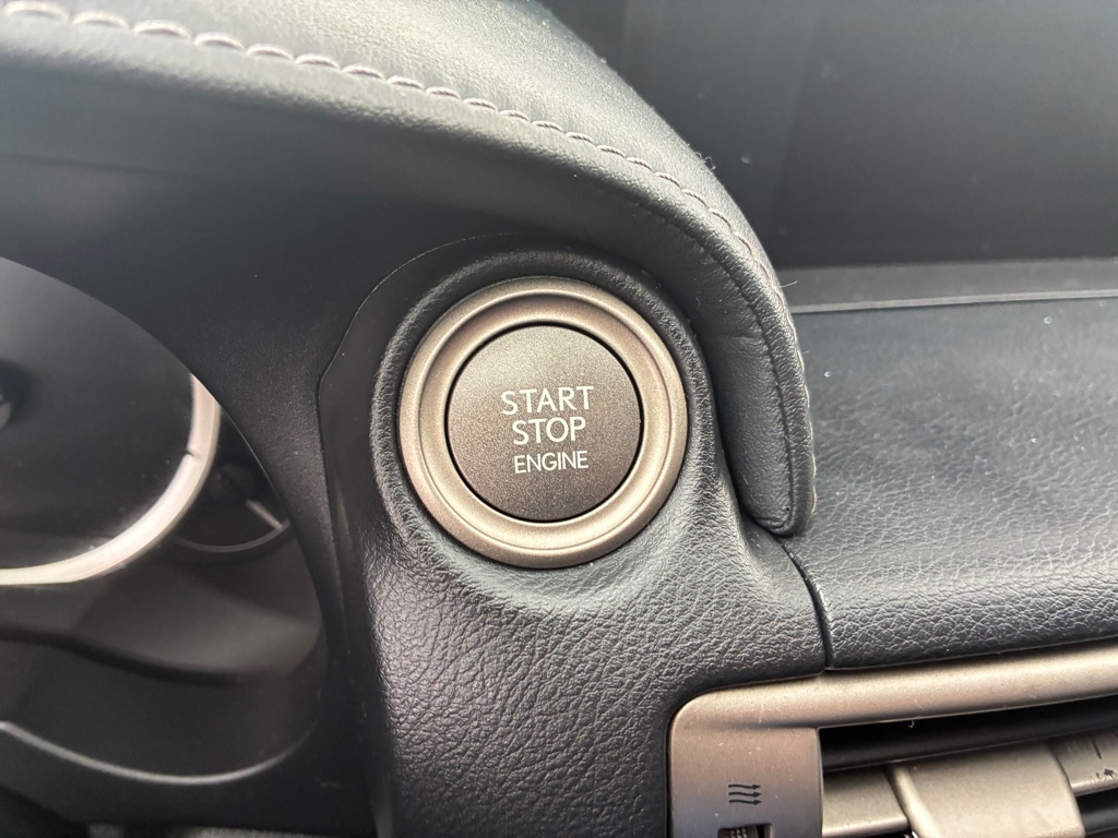 Lexus IS 350 4dr Sdn AWD 2014