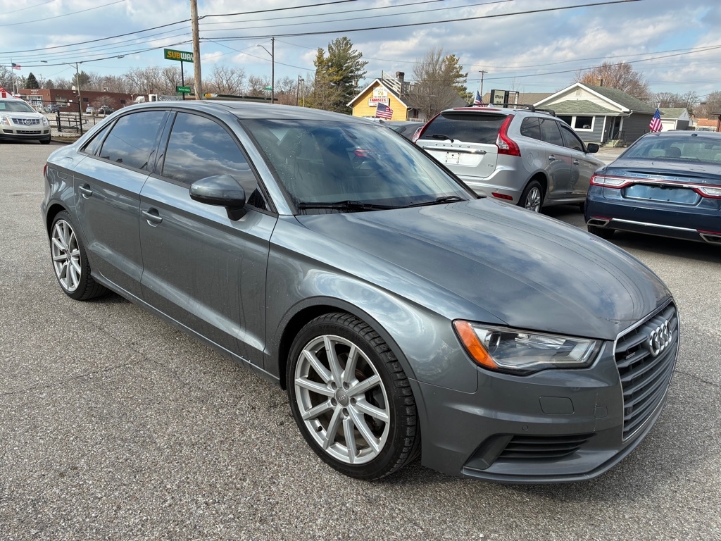 Audi A3 4dr Sdn quattro 2.0T Premium 2016