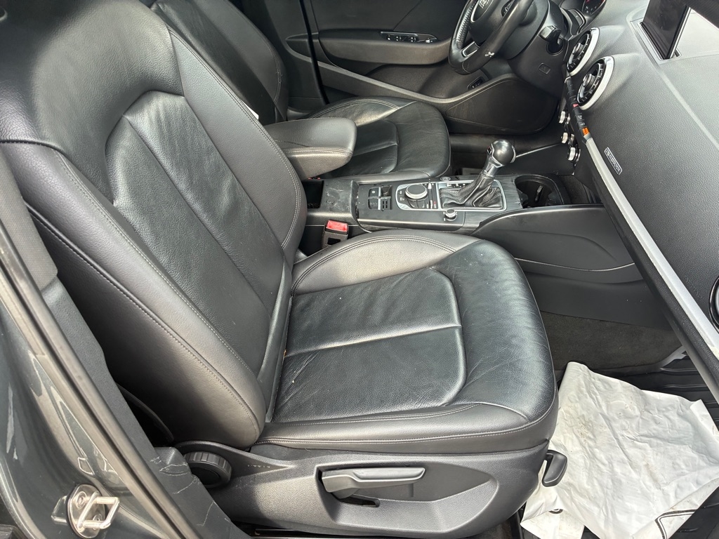 Audi A3 4dr Sdn quattro 2.0T Premium 2016