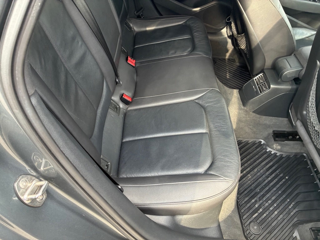 Audi A3 4dr Sdn quattro 2.0T Premium 2016