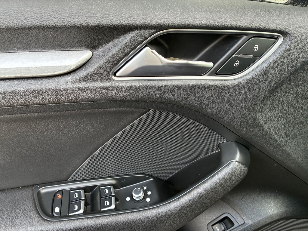 Audi A3 4dr Sdn quattro 2.0T Premium 2016