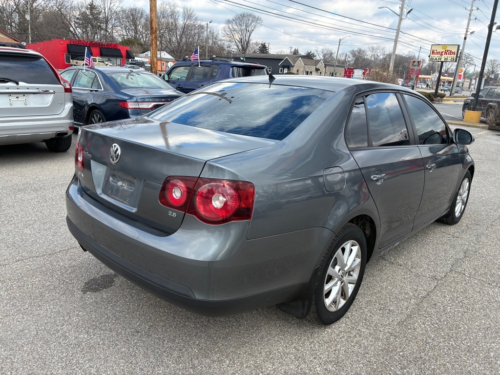 Volkswagen Jetta Sedan 4dr Auto Limited 2010