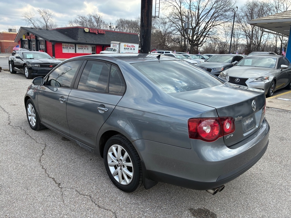 Volkswagen Jetta Sedan 4dr Auto Limited 2010