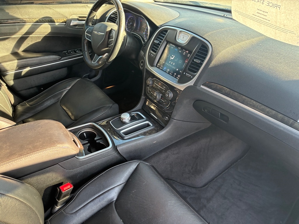 Chrysler 300 Limited AWD 2018