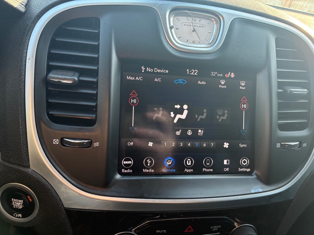 Chrysler 300 Limited AWD 2018