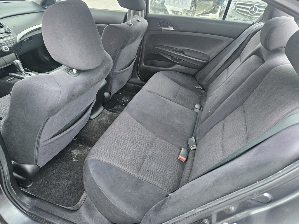 Honda Accord Sdn 4dr I4 Auto LX 2011