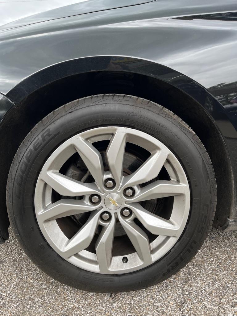 Chevrolet Impala 4dr Sdn LT w/1LT 2017