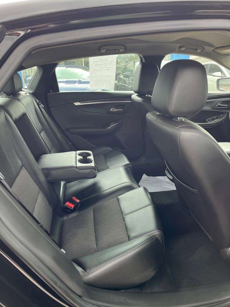 Chevrolet Impala 4dr Sdn LT w/1LT 2017