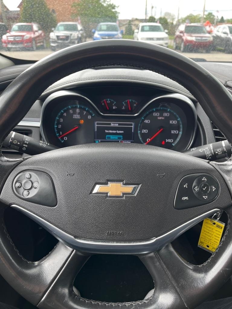 Chevrolet Impala 4dr Sdn LT w/1LT 2017