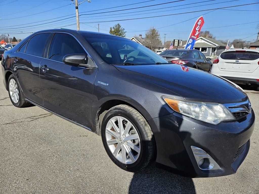 Toyota Camry Hybrid 4dr Sdn XLE (Natl) 2012