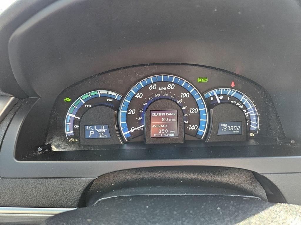 Toyota Camry Hybrid 4dr Sdn XLE (Natl) 2012