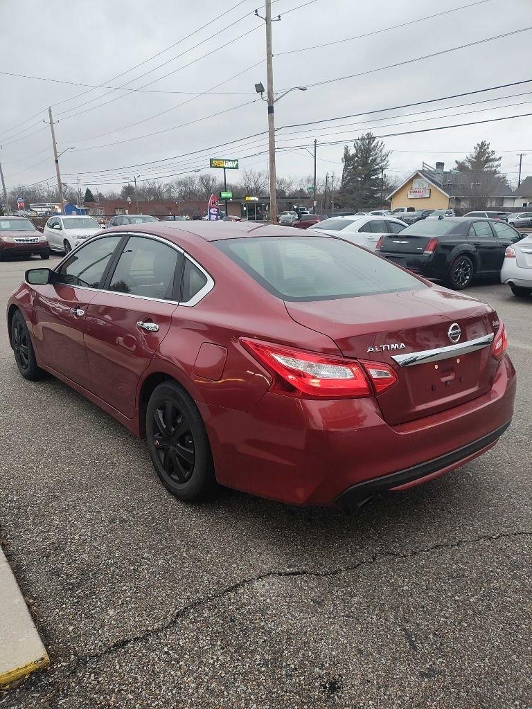 Nissan Altima 4dr Sdn I4 2.5 2016