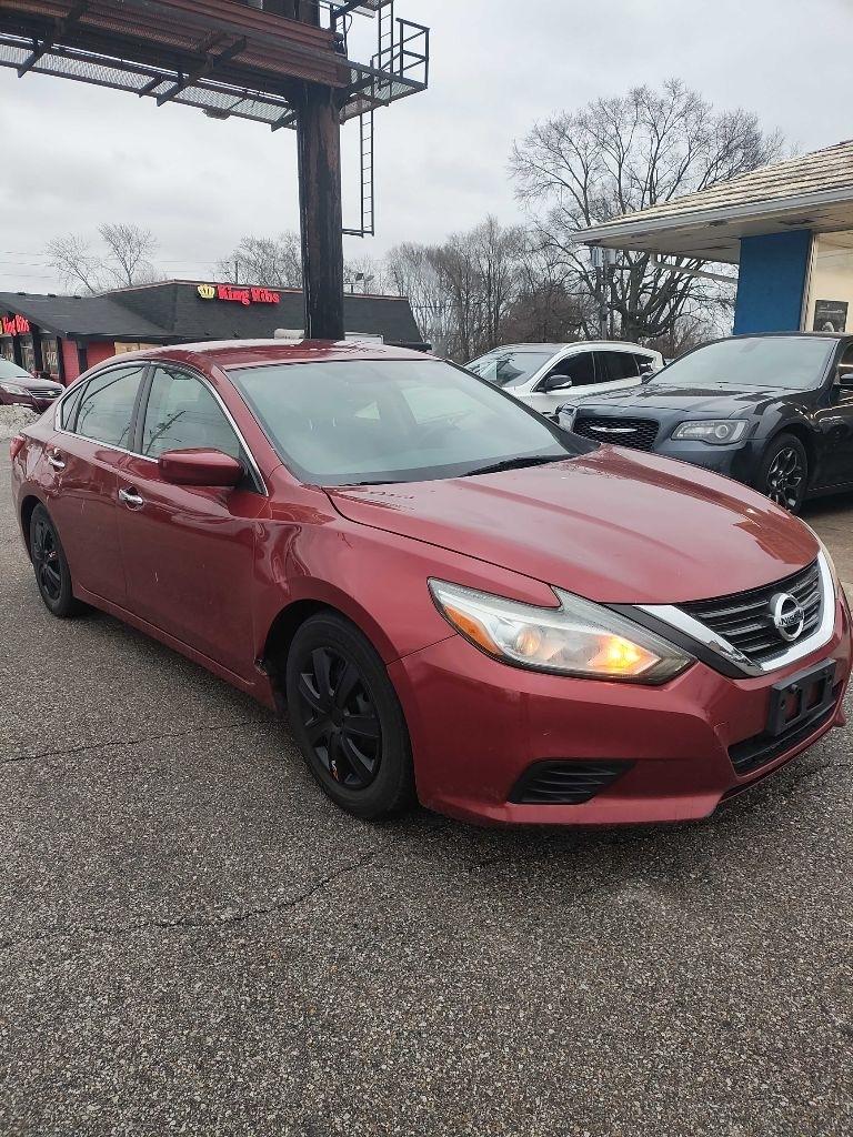 Nissan Altima 4dr Sdn I4 2.5 2016