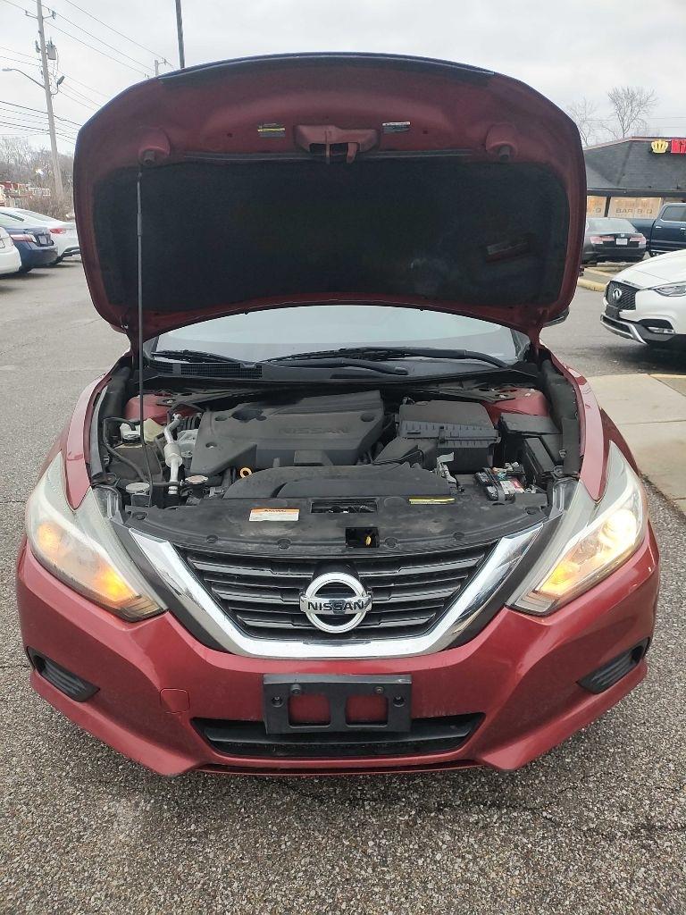 Nissan Altima 4dr Sdn I4 2.5 2016