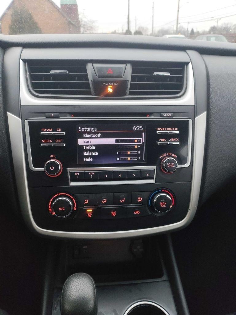 Nissan Altima 4dr Sdn I4 2.5 2016