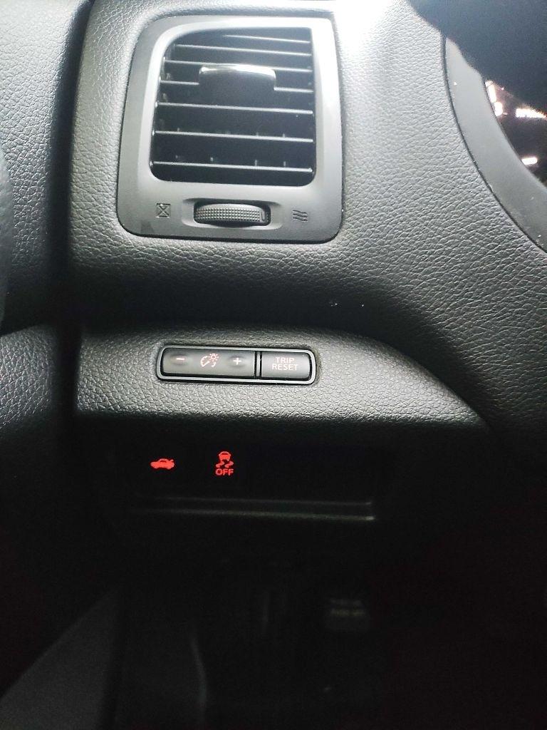 Nissan Altima 4dr Sdn I4 2.5 2016