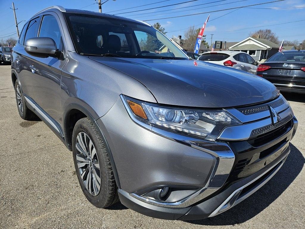 Mitsubishi Outlander SEL FWD 2019