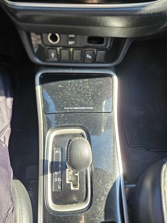 Mitsubishi Outlander SEL FWD 2019