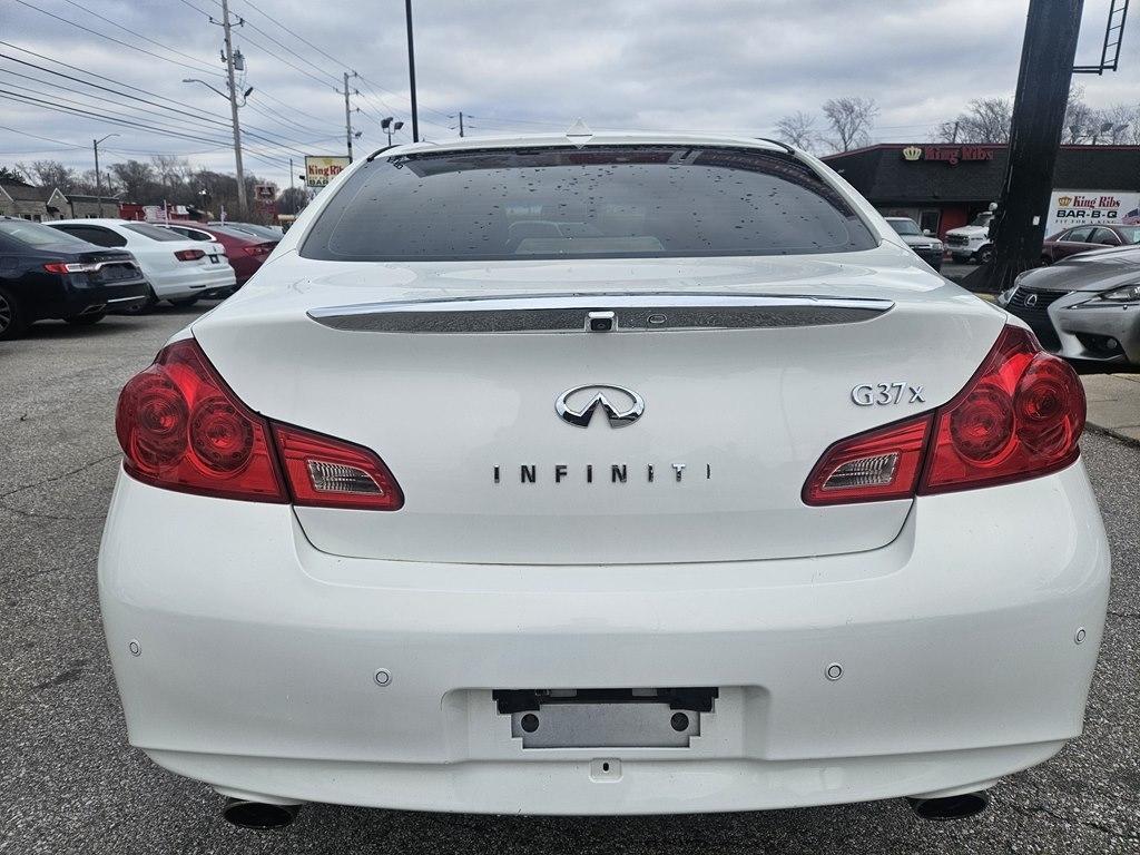 Infiniti G37 Sedan 4dr x AWD 2012