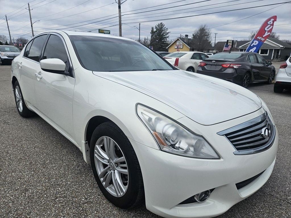 Infiniti G37 Sedan 4dr x AWD 2012