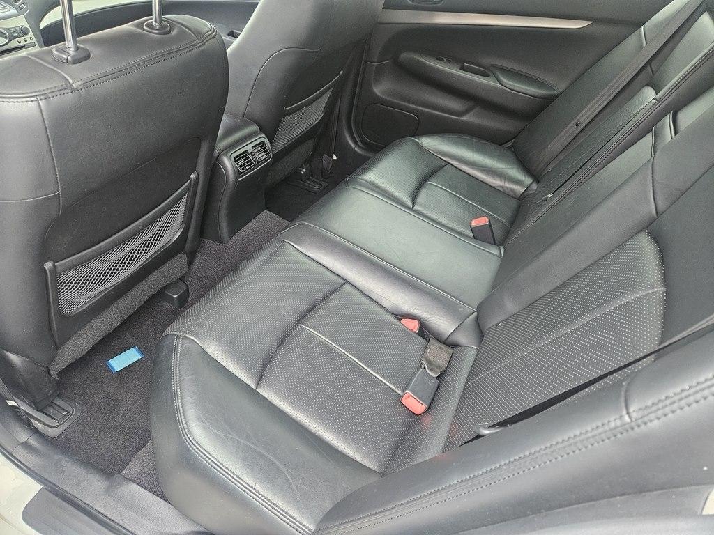 Infiniti G37 Sedan 4dr x AWD 2012