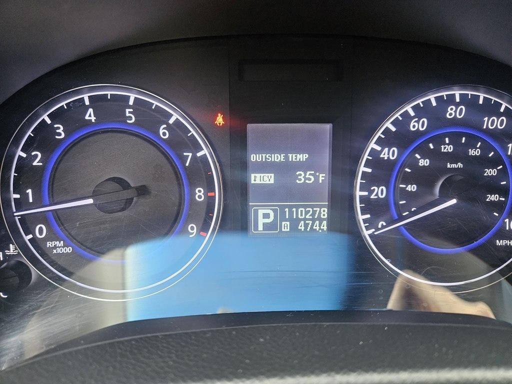 Infiniti G37 Sedan 4dr x AWD 2012