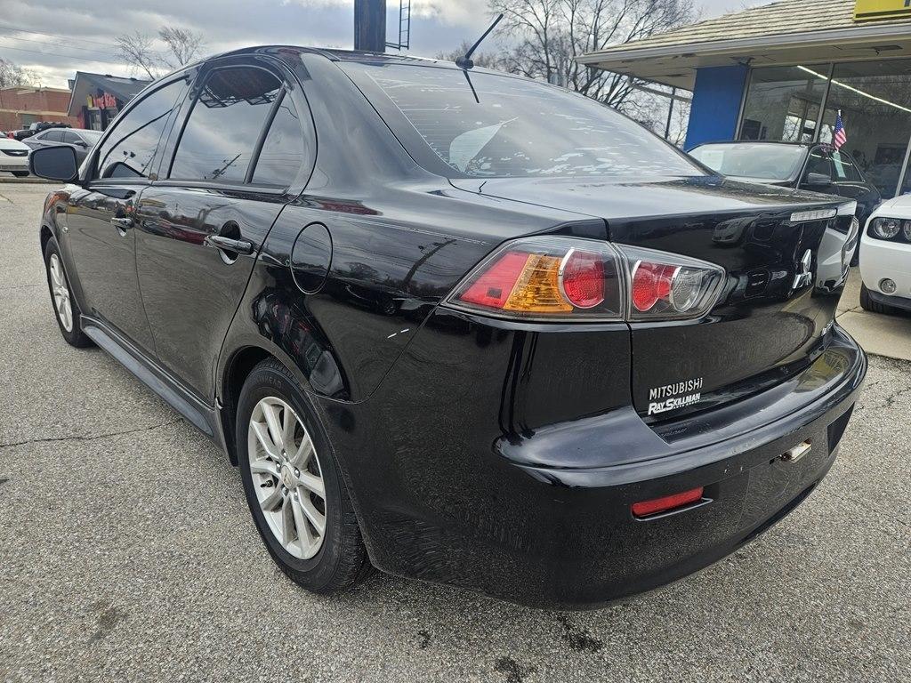 Mitsubishi Lancer 4dr Sdn Man ES FWD 2015