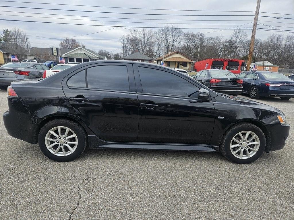 Mitsubishi Lancer 4dr Sdn Man ES FWD 2015