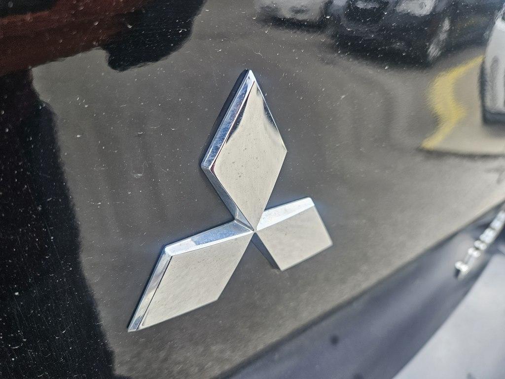 Mitsubishi Lancer 4dr Sdn Man ES FWD 2015