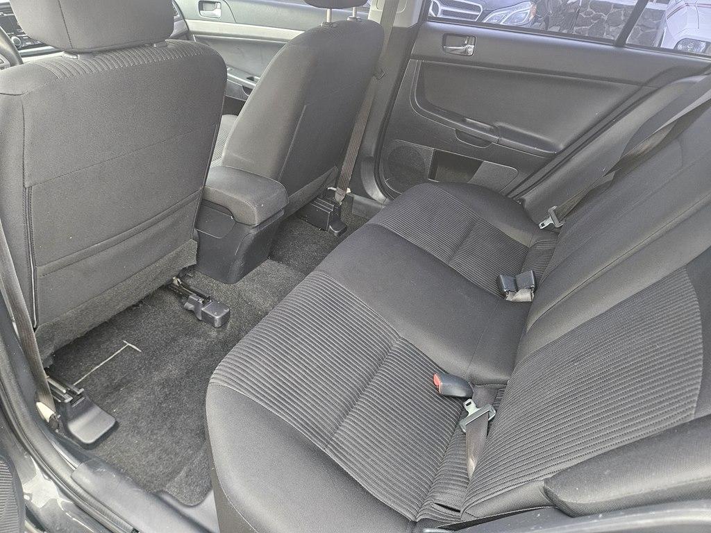 Mitsubishi Lancer 4dr Sdn Man ES FWD 2015