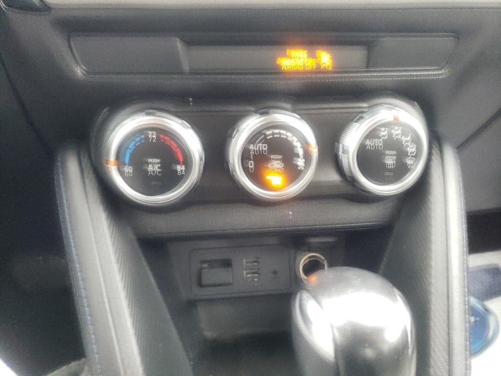 Toyota Yaris Sedan XLE Auto (Natl) 2019