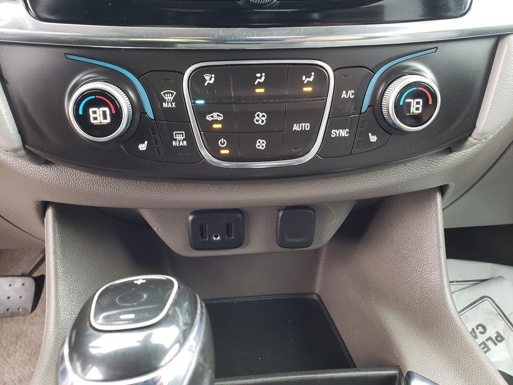 Chevrolet Traverse FWD 4dr LT Leather w/3LT 2018