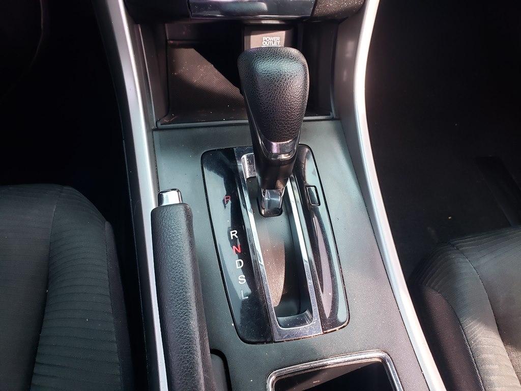 Honda Accord Sedan 4dr I4 CVT LX 2015