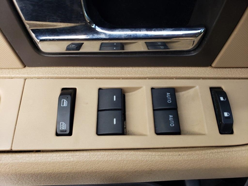 Ford F-150 2WD SuperCrew 145" XLT 2014