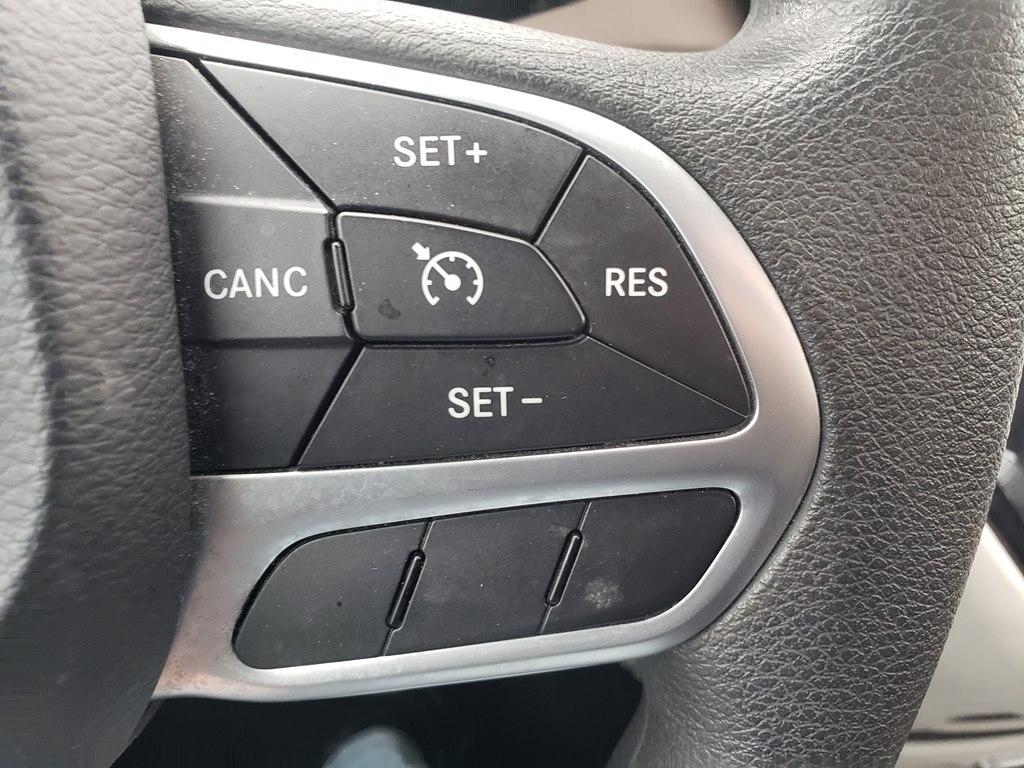 Chrysler Pacifica Touring FWD 2017