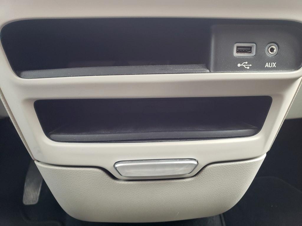 Chrysler Pacifica Touring FWD 2017