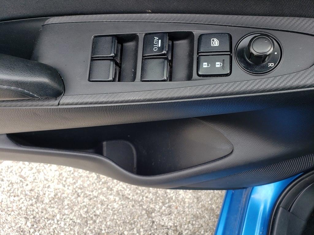 Toyota Yaris iA Manual (Natl) 2018