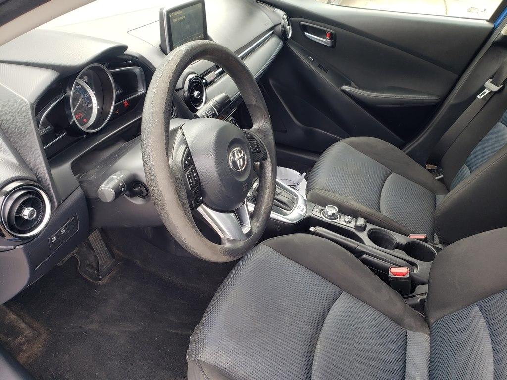 Toyota Yaris iA Manual (Natl) 2018